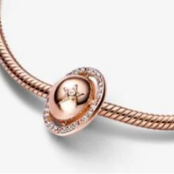 Planet Saturn Sparkling Star Charm - Picture 4 of 4